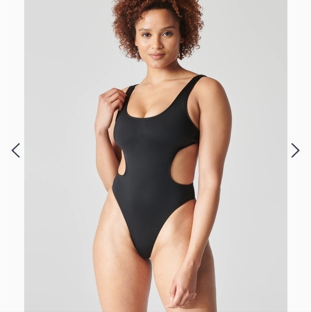 Qeep Up One-Piece Swimsuit, Black - Small